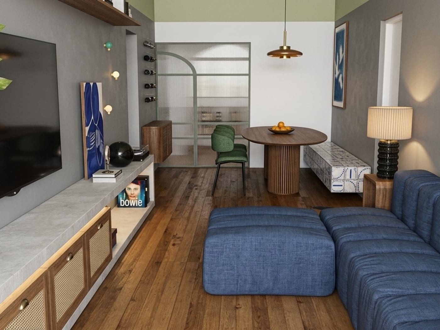 Sala social com sofá modular azul, mesa de centro de madeira e tons quentes